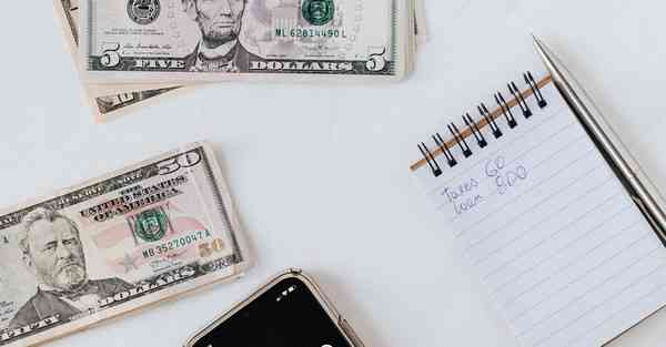 废旧纸箱智能机器人