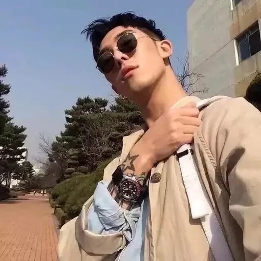 庄英航宇