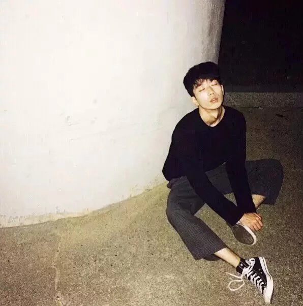终固影欣