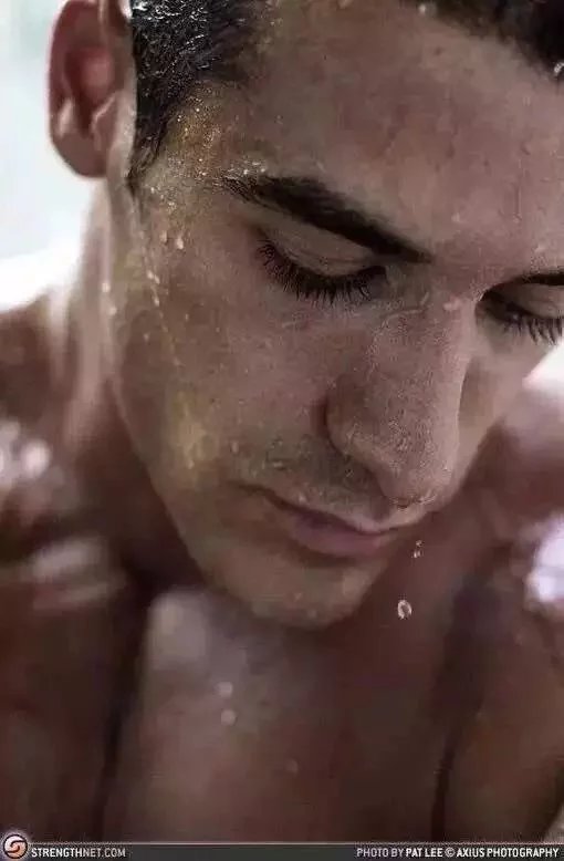 章宏梵秀